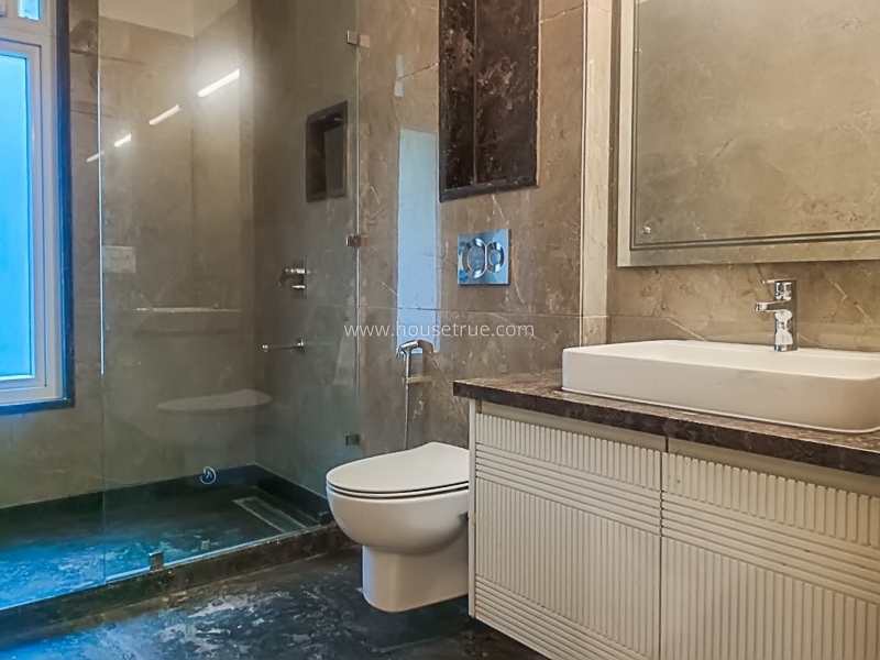 4 BHK Builder Floor For Rent in Green Park