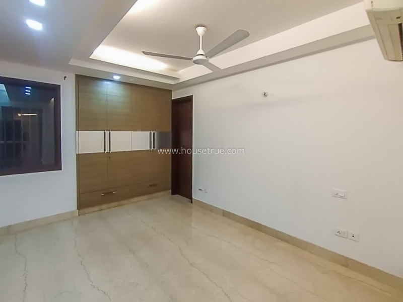 3 BHK Builder Floor For Rent in Uday Park