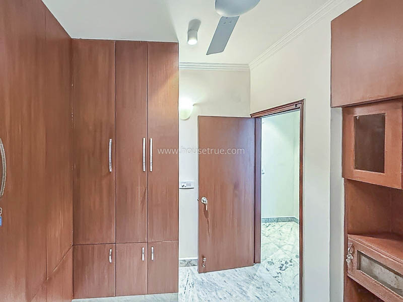 3 BHK Flat For Rent in Panchsheel Park