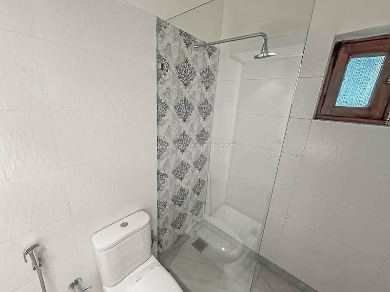 3 BHK Flat For Rent in Panchsheel Park