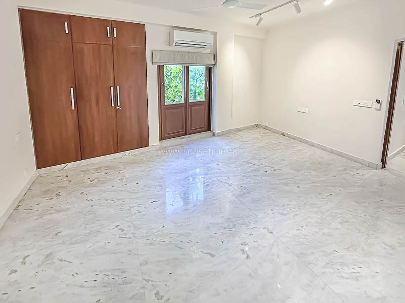 3 BHK Flat For Rent in Panchsheel Park