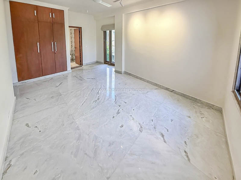 3 BHK Flat For Rent in Panchsheel Park
