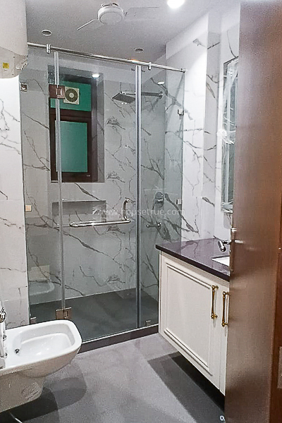 3 BHK Builder Floor For Rent in Nizamuddin East
