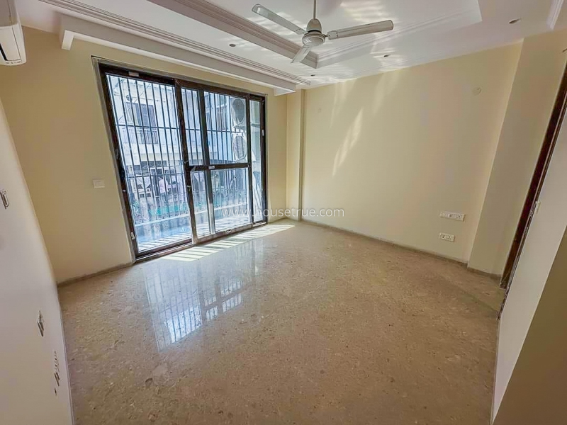 3 BHK Builder Floor For Rent in Nizamuddin East