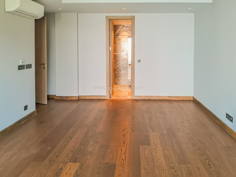 3 BHK Builder Floor For Sale in Defence Colony