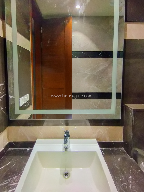 3 BHK Builder Floor For Rent in Green Park Extension