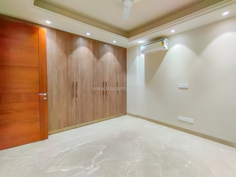 3 BHK Builder Floor For Rent in Green Park Extension