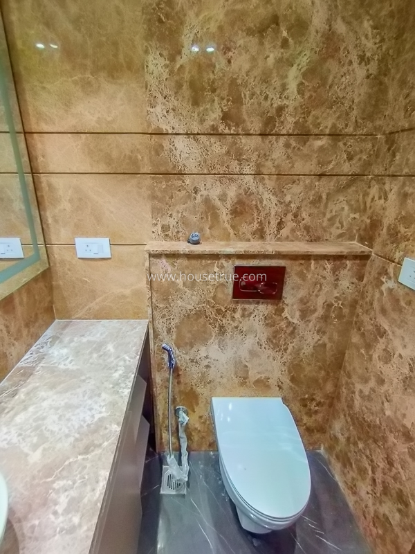 3 BHK Builder Floor For Rent in Green Park Extension