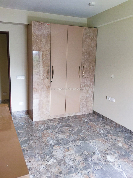 3 BHK Flat For Rent in East Of Kailash