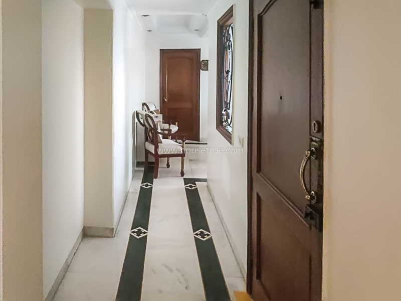 4 BHK Flat For Sale in Safdarjung Enclave
