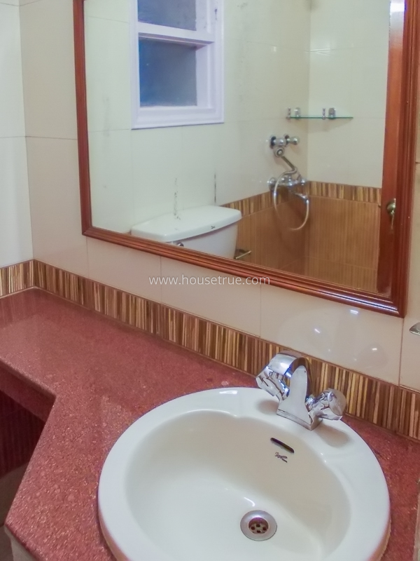 10 BHK House For Rent in Chanakyapuri