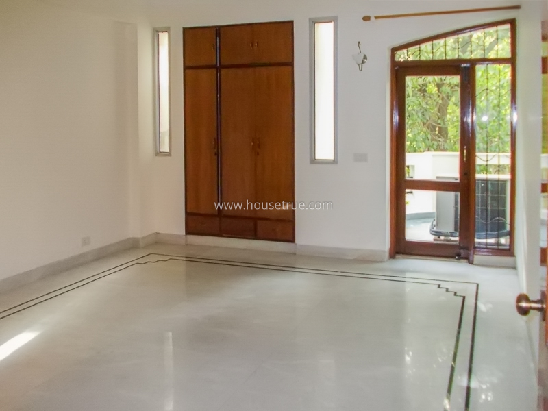 10 BHK House For Rent in Chanakyapuri