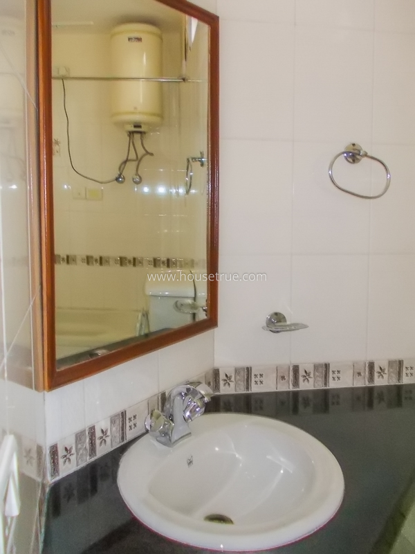 10 BHK House For Rent in Chanakyapuri