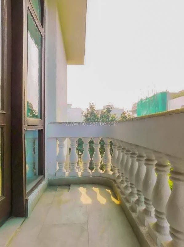2 BHK Flat For Rent in Defence Colony