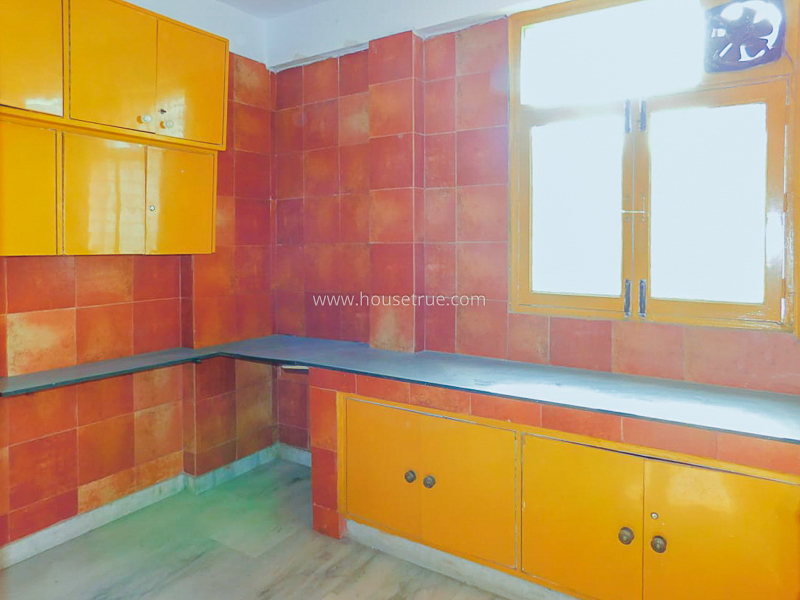 2 BHK Flat For Rent in Defence Colony