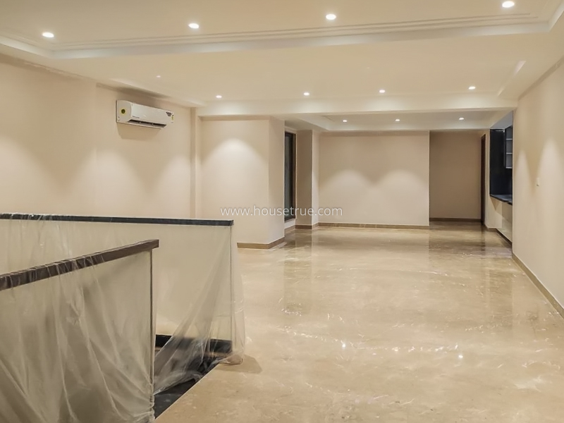 4 BHK Flat For Rent in Vasant Vihar