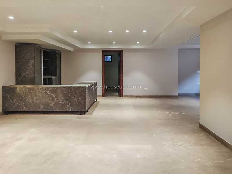 4 BHK Flat For Rent in Vasant Vihar