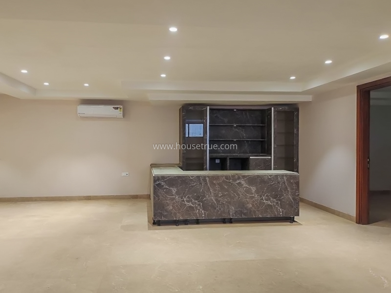 4 BHK Flat For Rent in Vasant Vihar