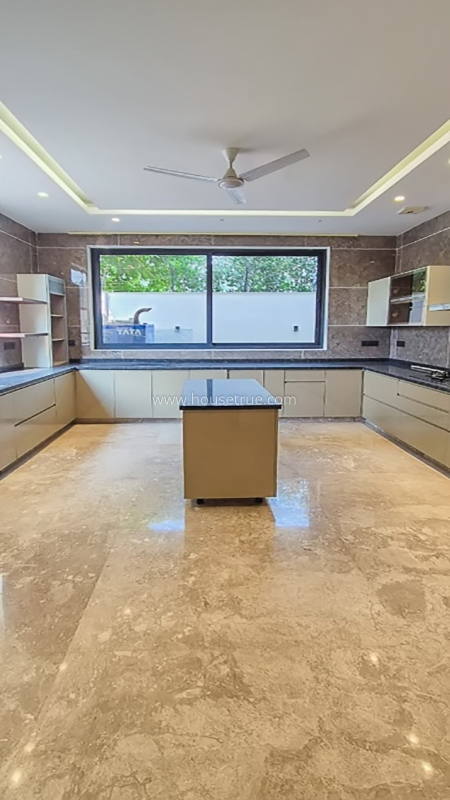 6 BHK Farm House For Rent in Chattarpur