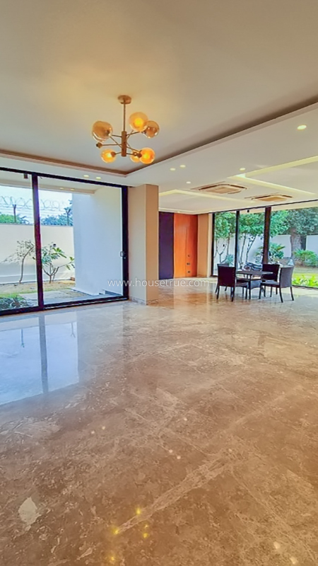 6 BHK Farm House For Rent in Chattarpur