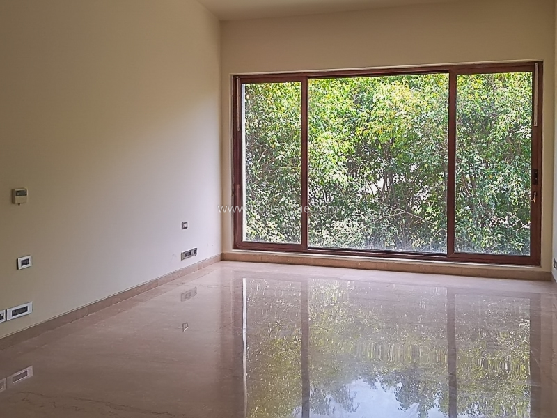 6 BHK Farm House For Sale in DLF Chttarpur
