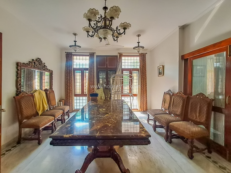 5 BHK Farm House For Rent in Vasant Kunj