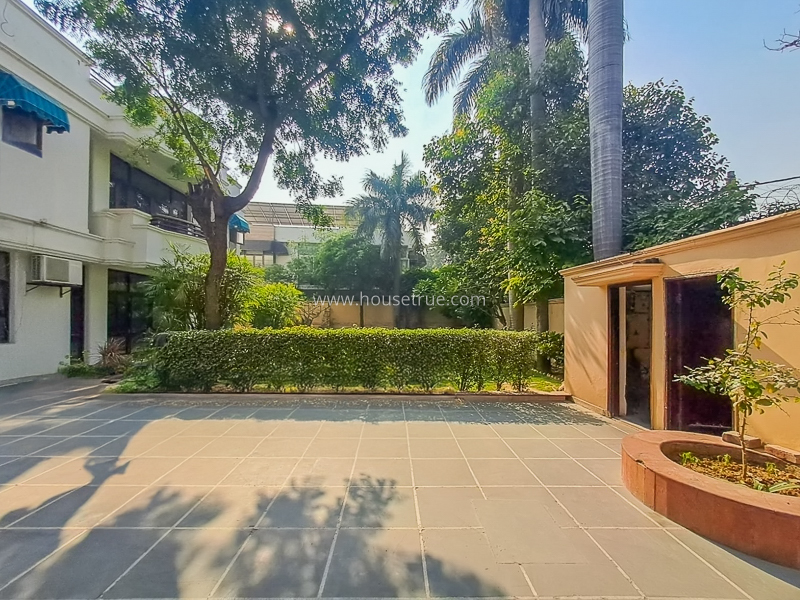 5 BHK Farm House For Rent in Vasant Kunj