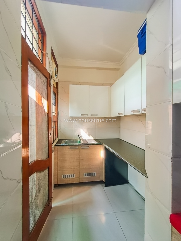 5 BHK Farm House For Rent in Vasant Kunj