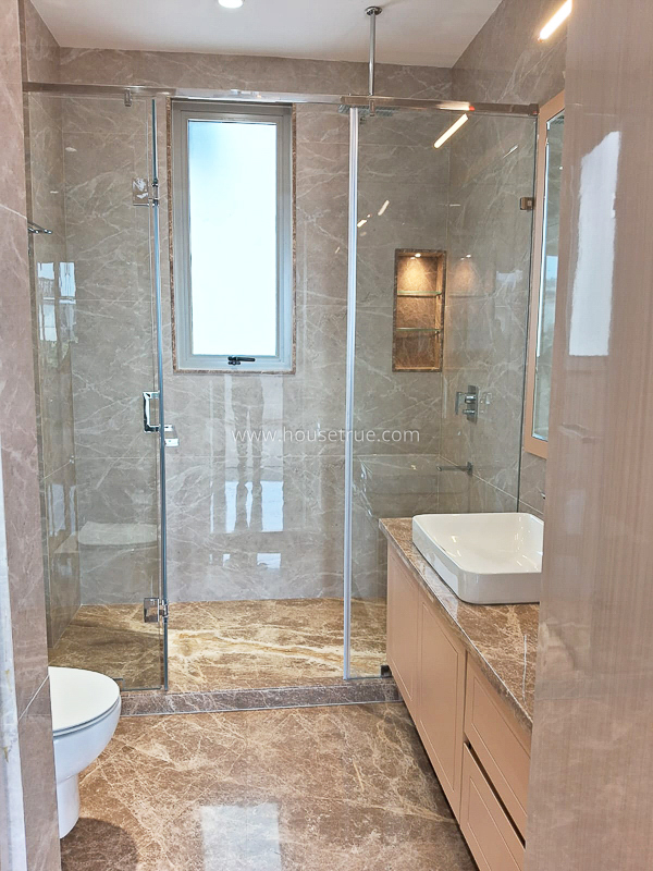 3 BHK Builder Floor For Rent in Defence Colony