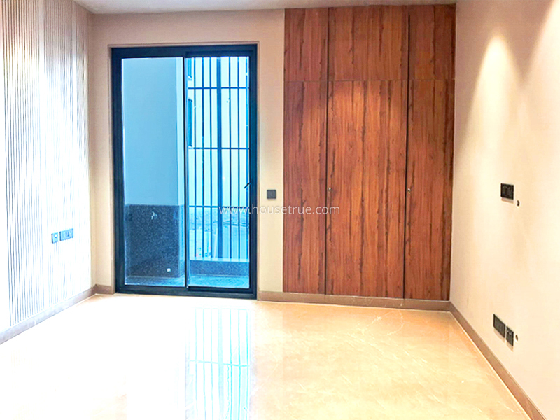 3 BHK Builder Floor For Rent in Defence Colony