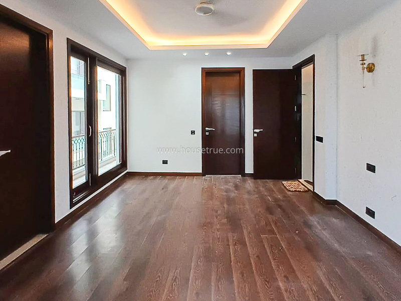 4 BHK Flat For Sale in New Friends Colony