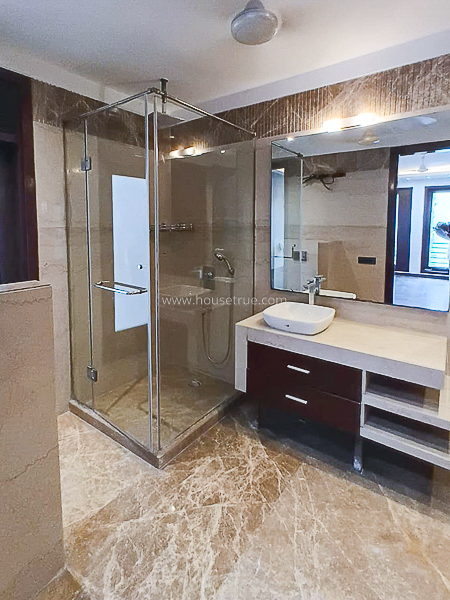 4 BHK Flat For Sale in New Friends Colony