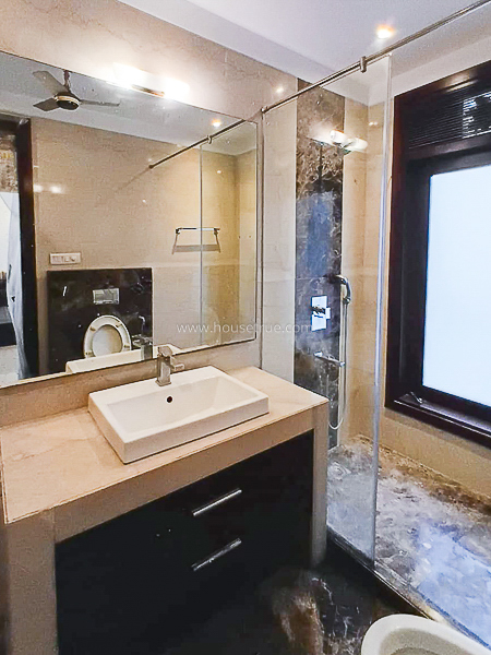 4 BHK Flat For Sale in New Friends Colony