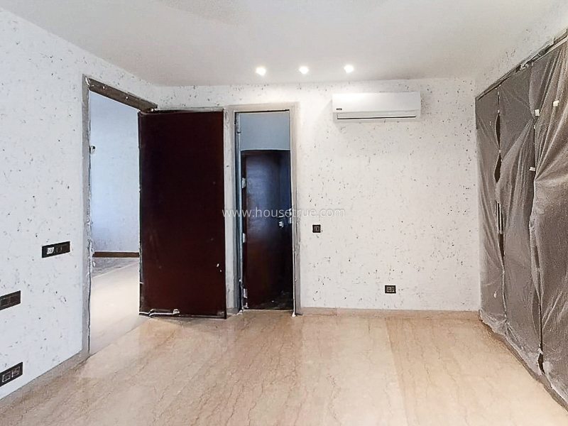 4 BHK Flat For Sale in New Friends Colony