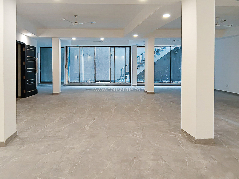 3 BHK Builder Floor For Rent in Defence Colony