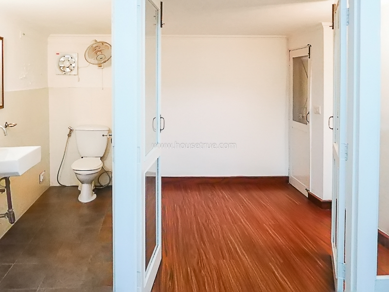 1 BHK Builder Floor For Rent in Defence Colony