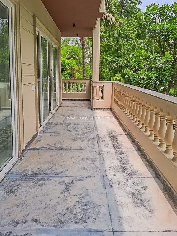 1 BHK Builder Floor For Rent in Defence Colony