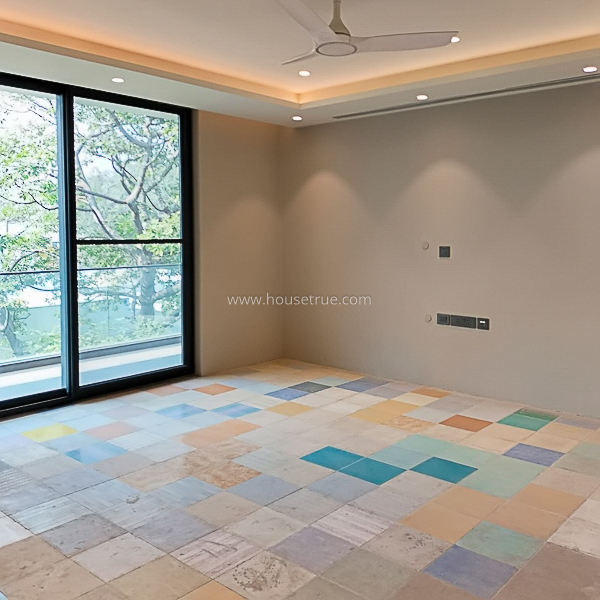 4 BHK Flat For Rent in Friends Colony West