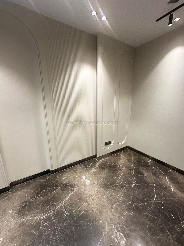 4 BHK Builder Floor For Sale in Green Park Extension