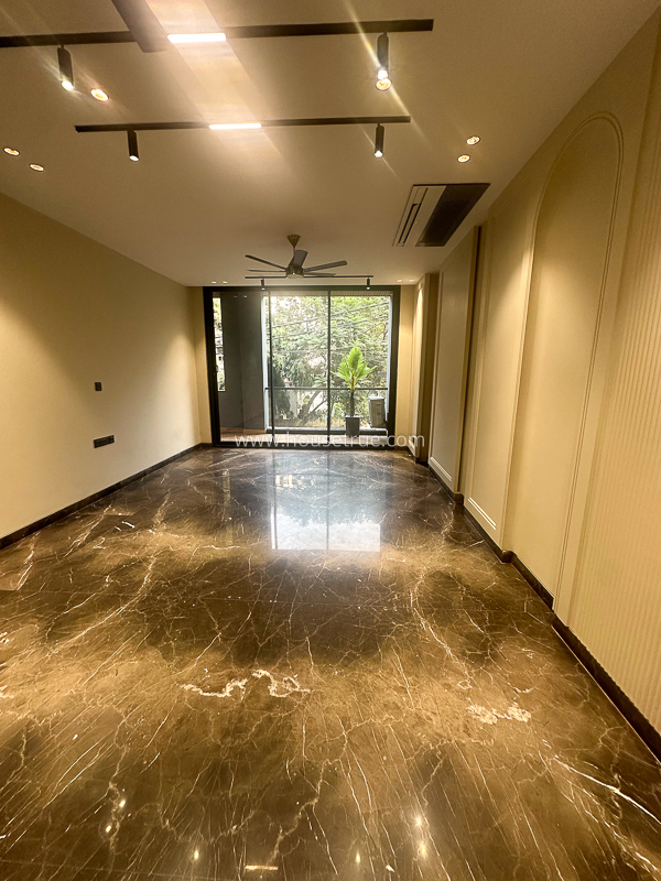 4 BHK Builder Floor For Sale in Green Park Extension