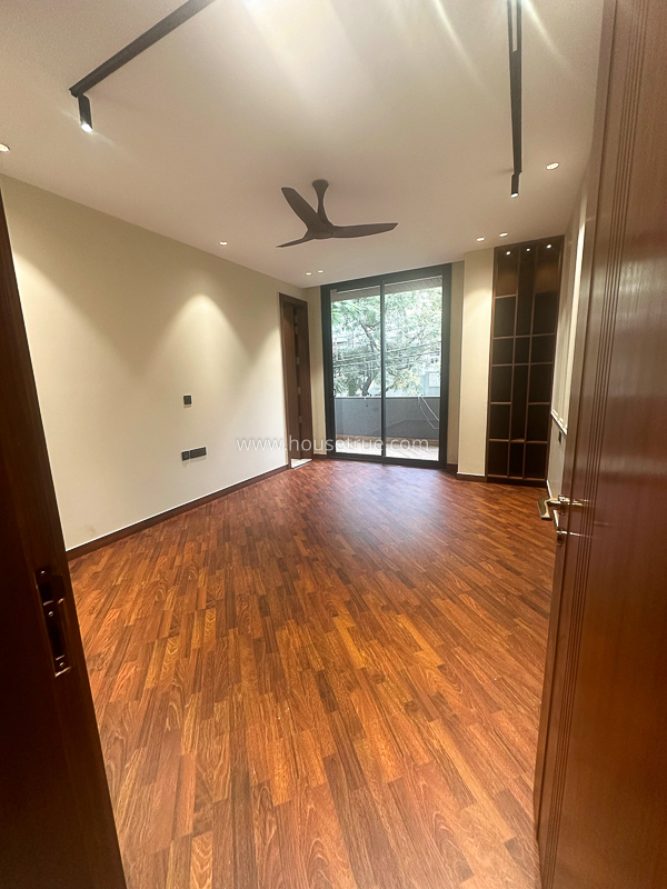 4 BHK Builder Floor For Sale in Green Park Extension