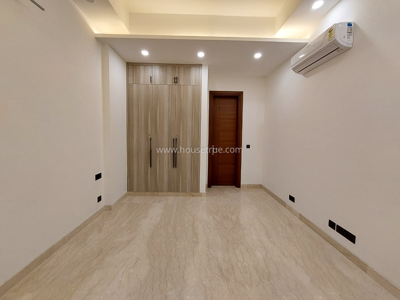 4 BHK Builder Floor For Sale in Green Park Extension