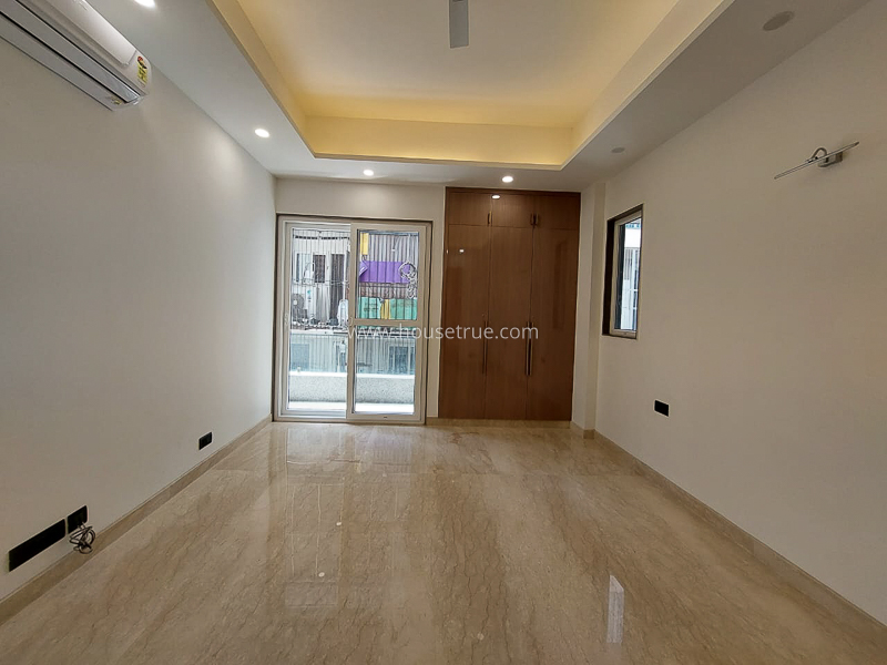 4 BHK Builder Floor For Sale in Green Park Extension