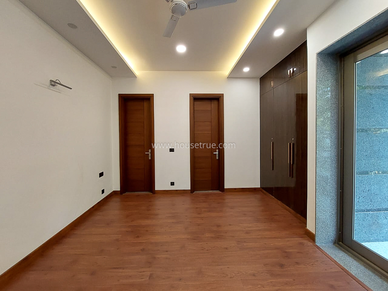 4 BHK Builder Floor For Sale in Green Park Extension