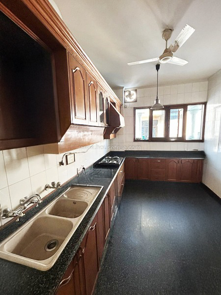 3 BHK Builder Floor For Rent in Vasant Vihar