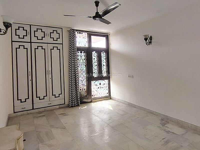 3 BHK Builder Floor For Sale in Greater Kailash Part 1
