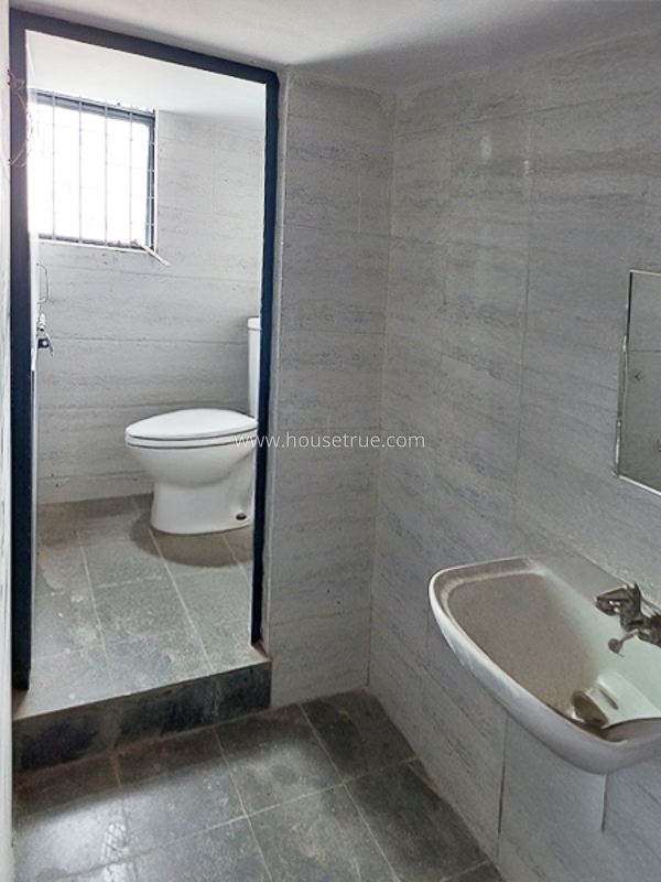 Office Space Lease in Okhla Industrial Area Phase 2