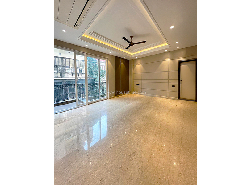 3 BHK Flat For Rent in Defence Colony