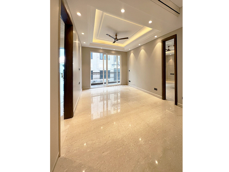 3 BHK Flat For Rent in Defence Colony