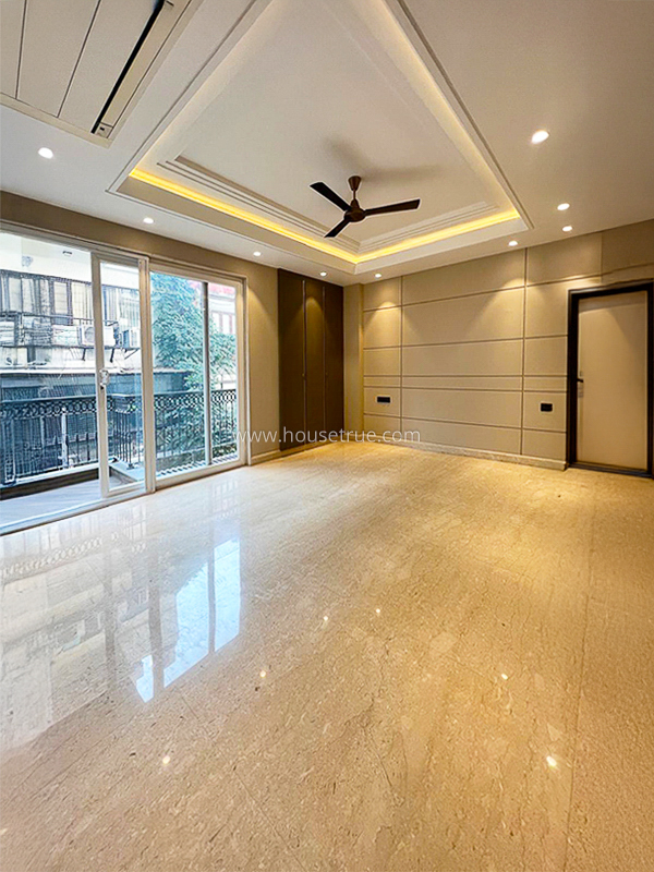 3 BHK Flat For Rent in Defence Colony